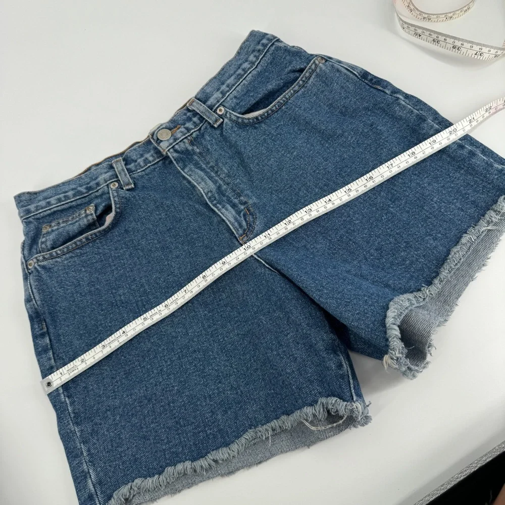 Vintage London jean original classic medium wash jean shorts